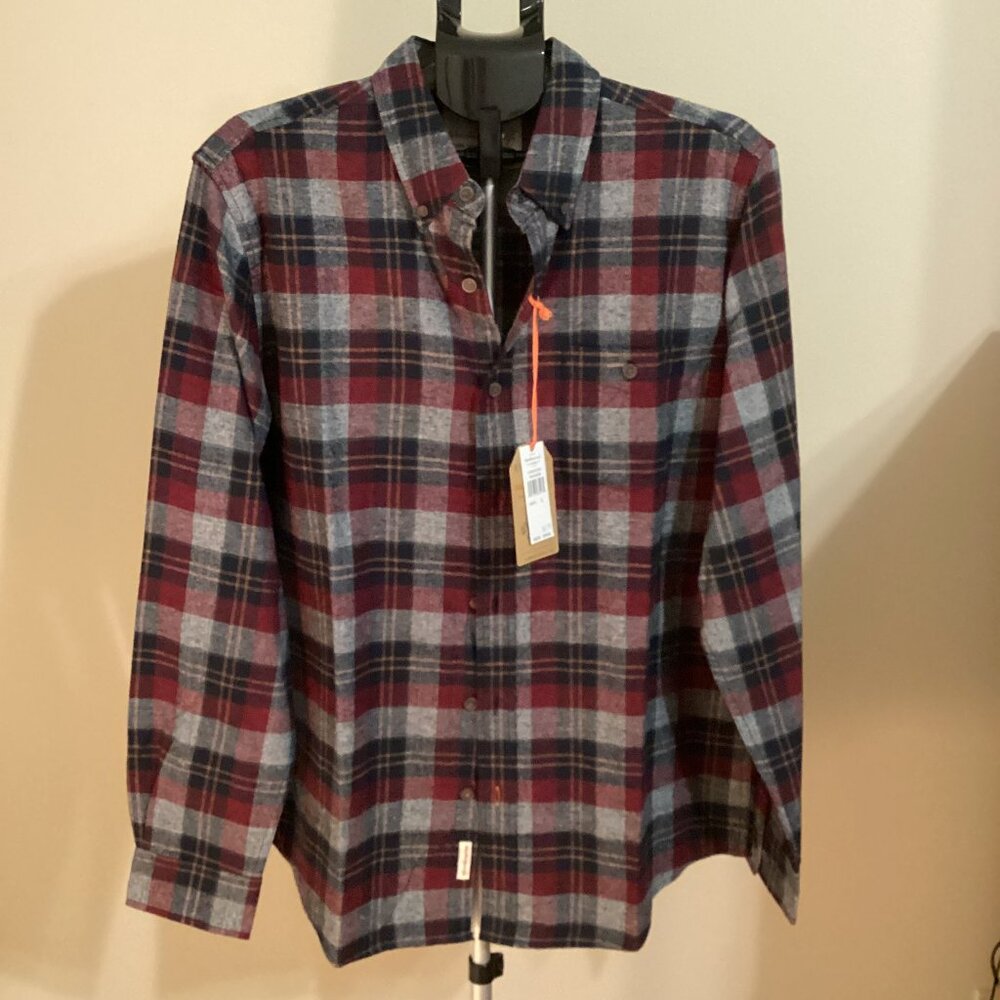 Weatherproof Vintage Men's Long Sleeve Flannel Shirt in Rhubarb -Size Large